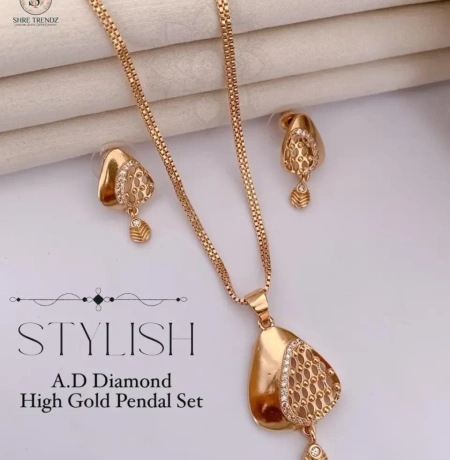 Stylish A.D stone Pendant Set